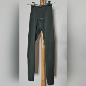 Beyond Yoga Leggings Green/Grey Size XXS